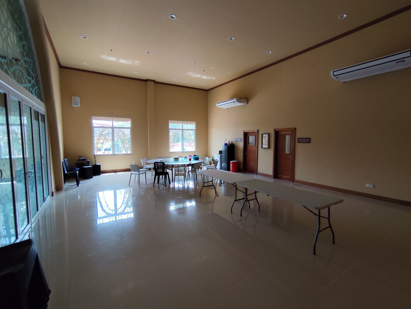 dewan.jpg