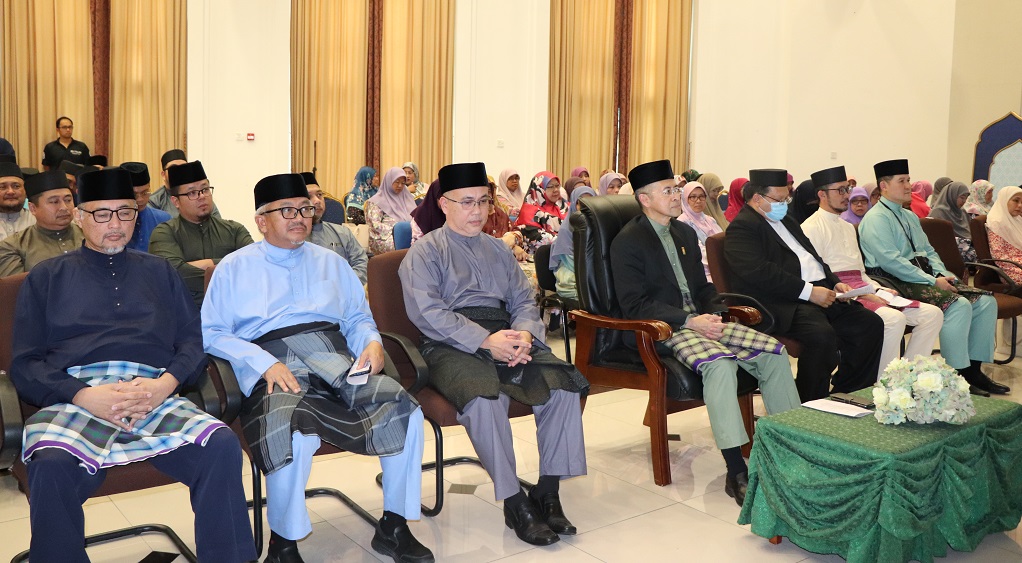 MAJLIS PENYAMPAIAN SIJIL DAN RESOLUSI MUZAKARAH PENGKURSUS IBADAT HAJI DAN UMRAH TAHUN 1445H/2024M