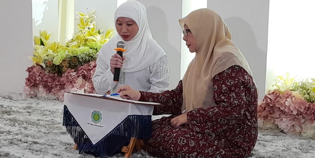 SEORANG PEREMPUAN BANGSA FILIPINA MEMILIH UGAMA ISLAM SEBAGAI PEGANGAN HIDUP