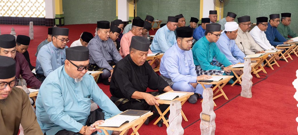MAJLIS MEMBACA SURAH YASIN, TAHLIL DAN DOA TAHLIL  SEMPENA 67 TAHUN MASJID OMAR ‘ALI SAIFUDDIEN 