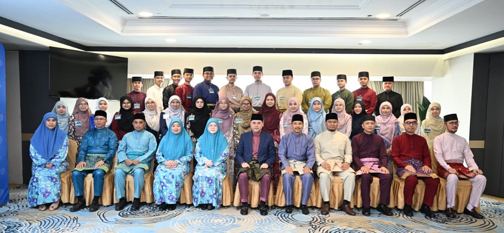 MAJLIS DOA KESYUKURAN BAGI PENGANUGERAHAN BIASISWA KEMENTERIAN HAL EHWAL UGAMA SESI 2026 / 2027