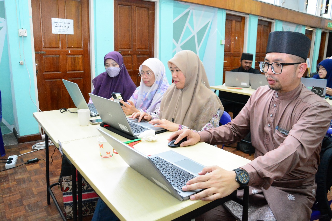 Aktiviti dan Lawatan